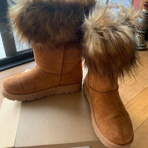 Journee Collection Women's Tan Faux Fur Winter Boot